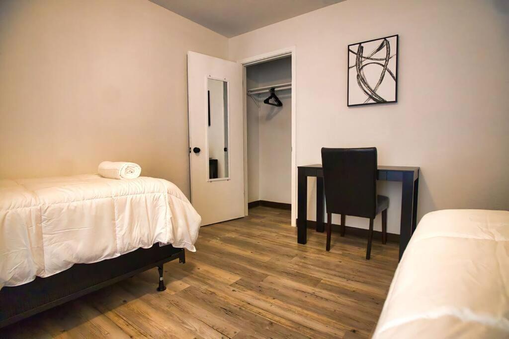 Chic & Cozy 2 Bedroom - 1 Bathroom - Rated Best Eagle Pass Exterior foto
